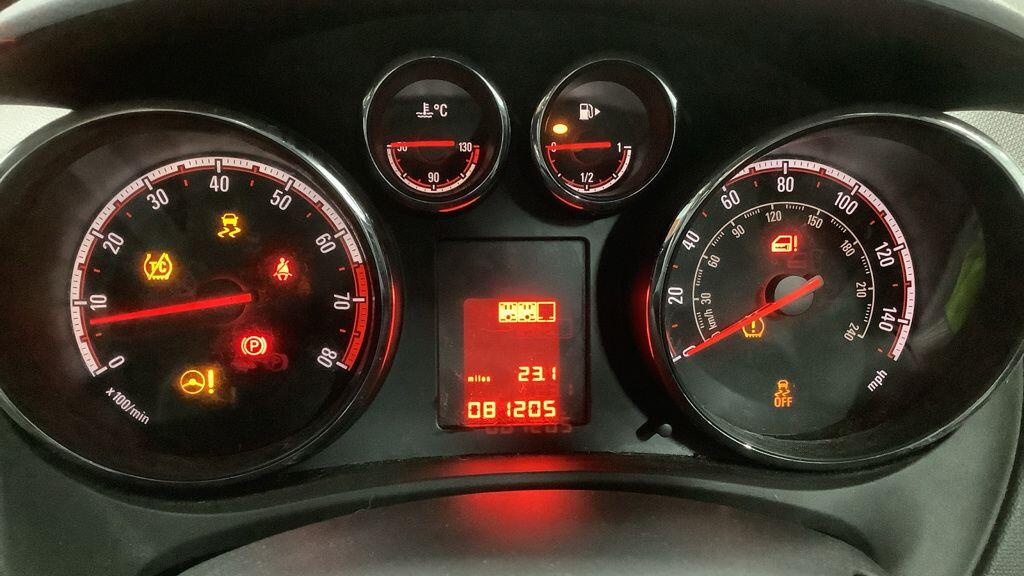 Used Vauxhall Meriva 2015 for sale - 76295972: Photo 11