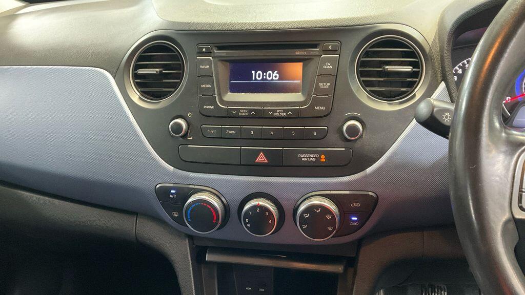 Used Hyundai i10 2015 for sale - 77016122: Photo 10