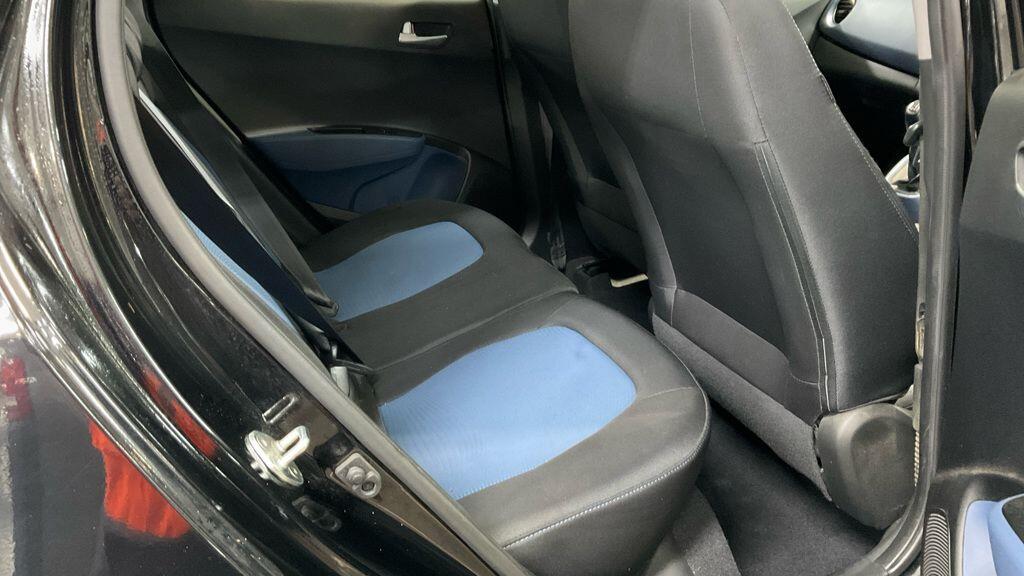 Used Hyundai i10 2015 for sale - 77016122: Photo 12