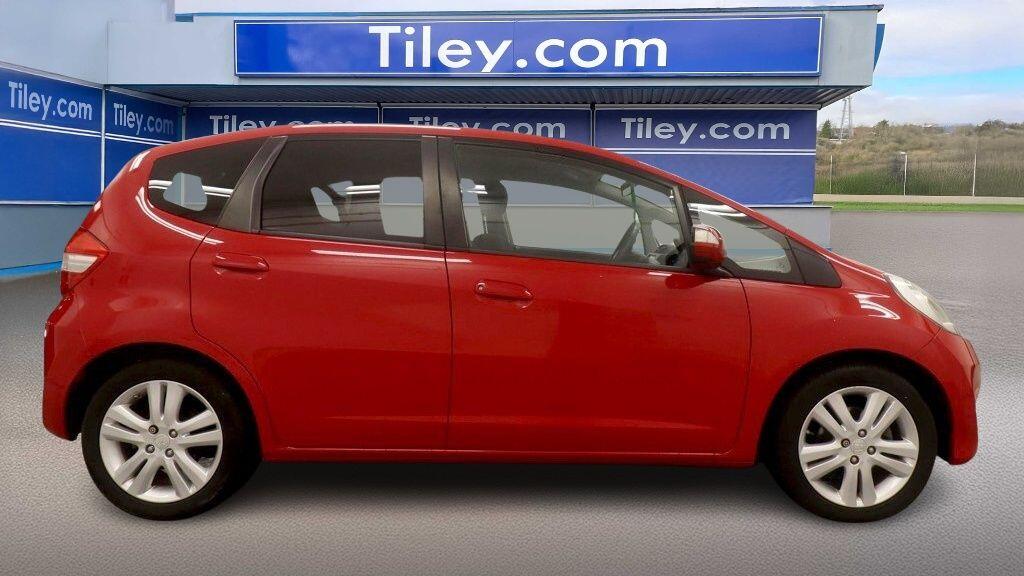 Used Honda Jazz 2014 for sale - 76850300: Photo 6