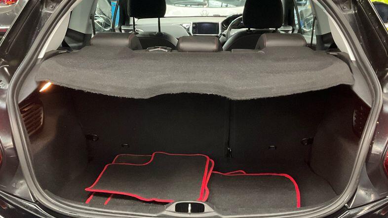 Used Peugeot 208 2015 for sale - 77611523: Photo 13