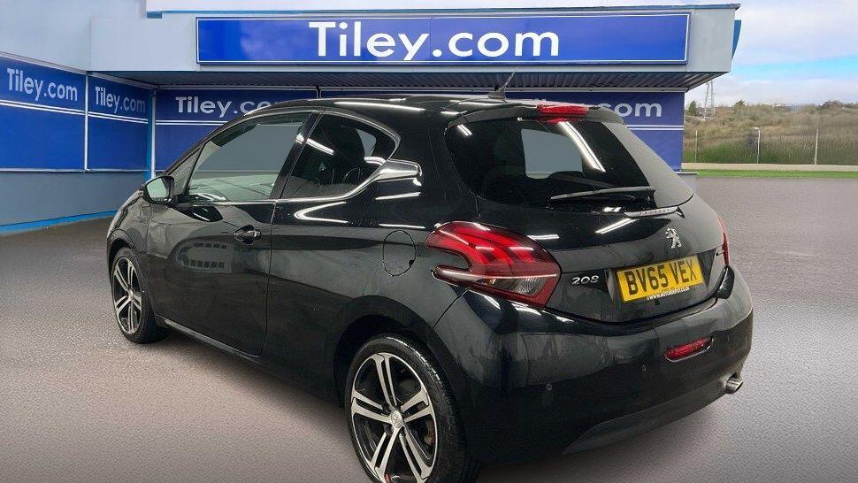 Used Peugeot 208 2015 for sale - 77611523: Photo 7