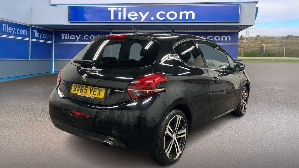 Used Peugeot 208 2015 for sale - 77611523: Photo 8