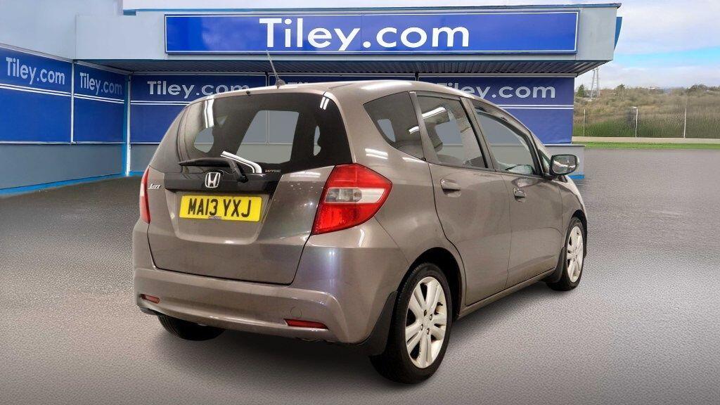 Used Honda Jazz 2013 for sale - 77266637: Photo 8