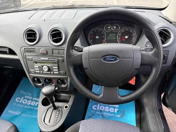 Used Ford Fusion 2010 for sale - 76109858: Photo 16
