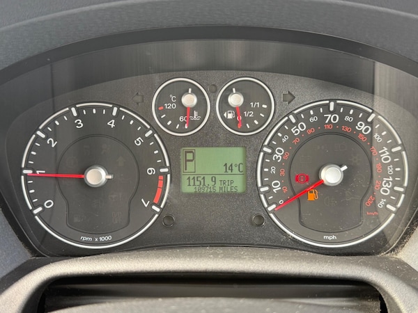 Used Ford Fusion 2010 for sale - 76109858: Photo 17