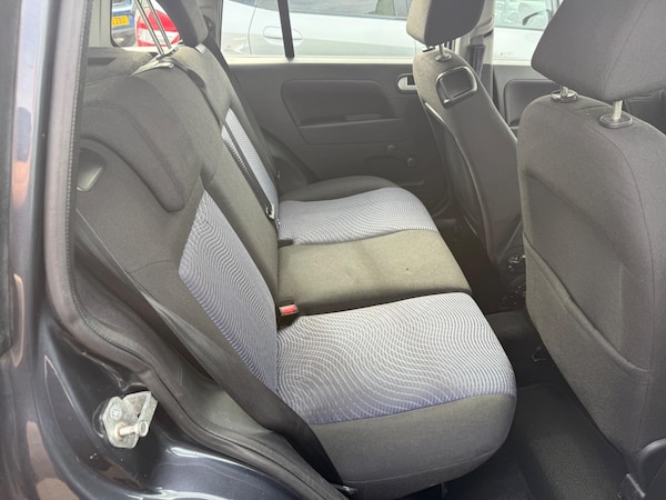 Used Ford Fusion 2010 for sale - 76109858: Photo 23