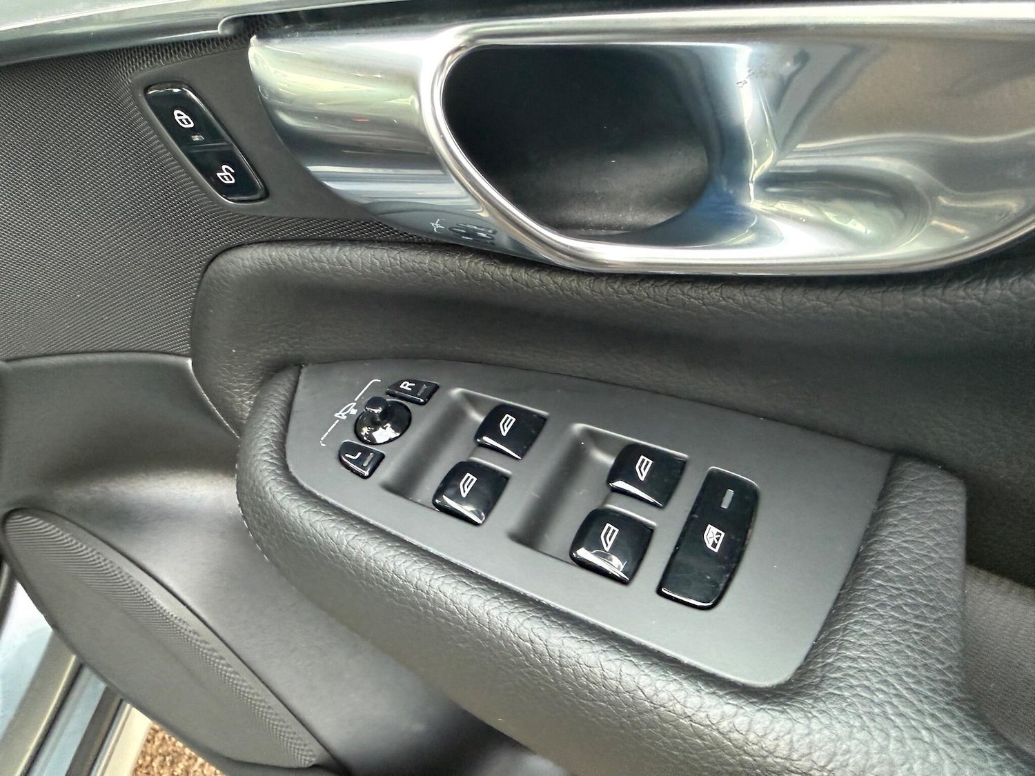 Used Volvo XC90 for sale - 77191778: Photo 16