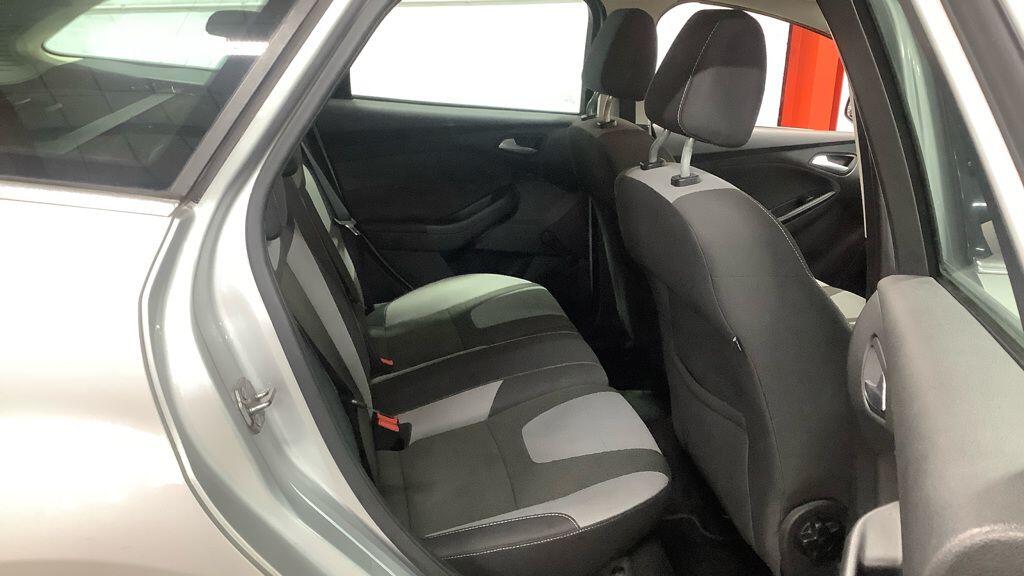 Used Ford Focus 2012 for sale - 77091101: Photo 12