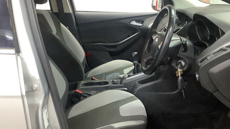 Used Ford Focus 2012 for sale - 77091101: Photo 9