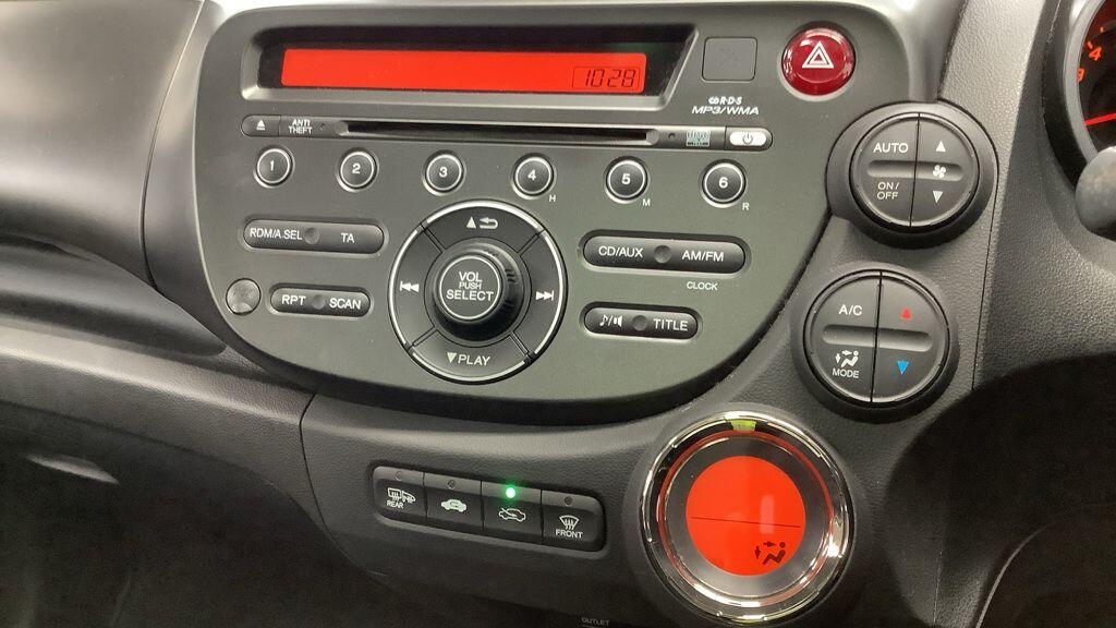 Used Honda Jazz 2015 for sale - 78072417: Photo 10