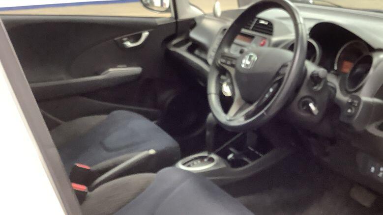 Used Honda Jazz 2015 for sale - 78072417: Photo 9