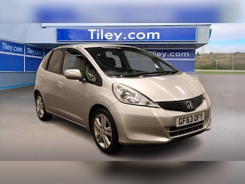 Used Honda Jazz 2014 for sale - 76473831: Photo