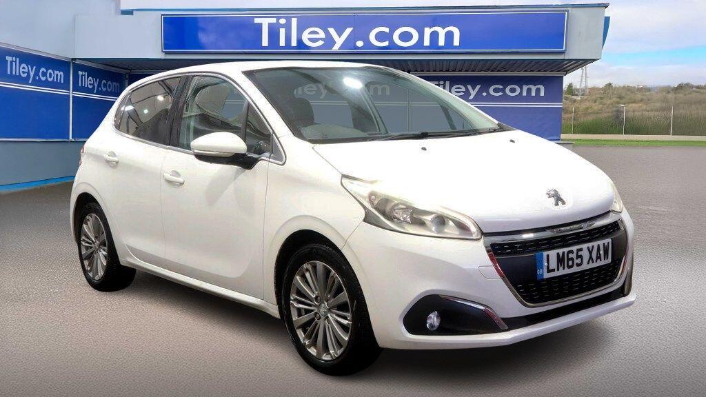 Used Peugeot 208 2015 for sale - 76765649: Photo 1