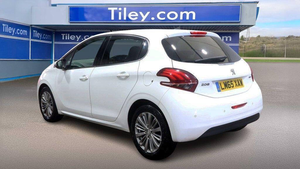 Used Peugeot 208 2015 for sale - 76765649: Photo 7