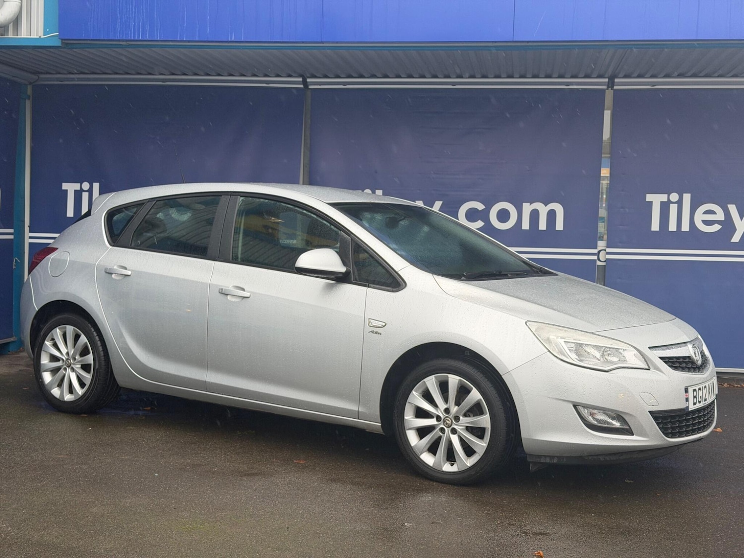 Used Vauxhall Astra 2012 for sale - 76801782: Photo 3