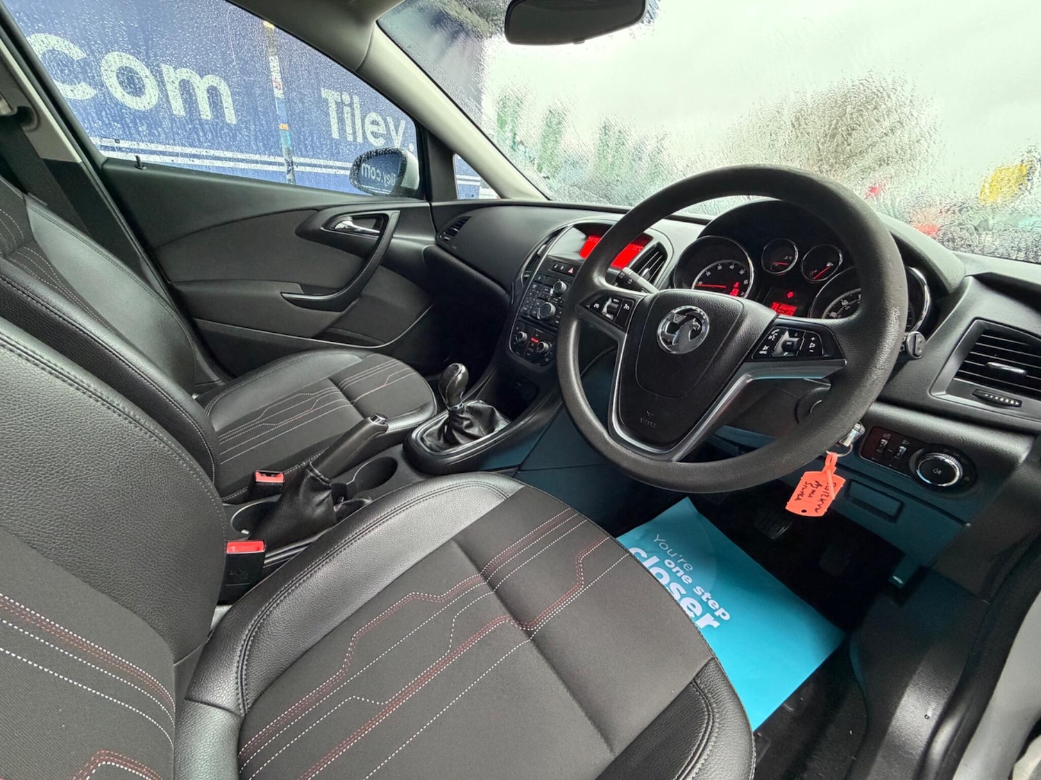 Used Vauxhall Astra 2012 for sale - 76801782: Photo 4