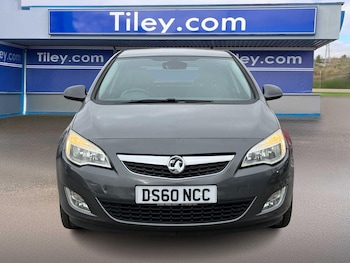 Used Vauxhall Astra 2010 for sale - 76247379: Photo