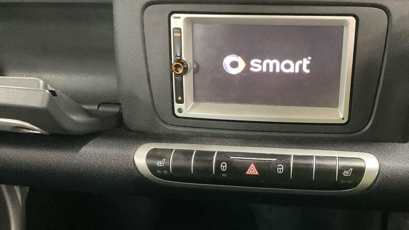 Used smart fortwo 2014 for sale - 77215089: Photo 10