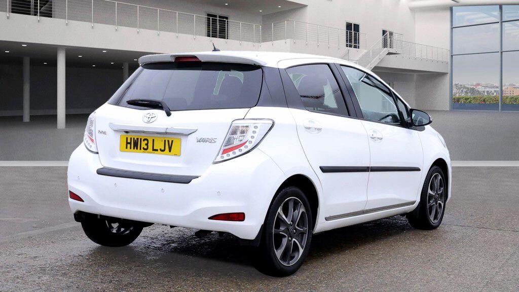 Used Toyota Yaris 2013 for sale - 76993876: Photo 8