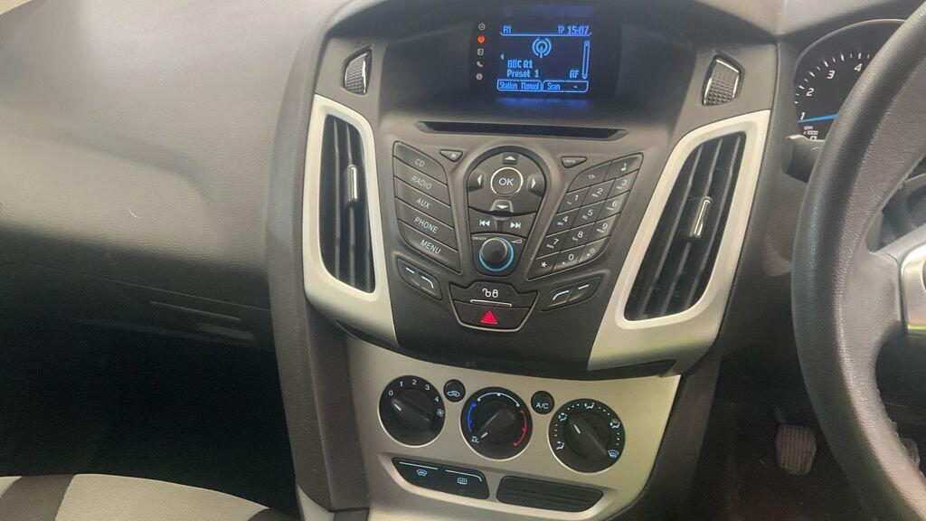 Used Ford Focus 2013 for sale - 76989044: Photo 10