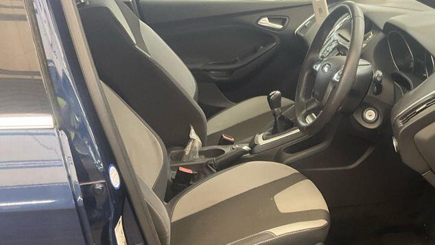 Used Ford Focus 2013 for sale - 76989044: Photo 9