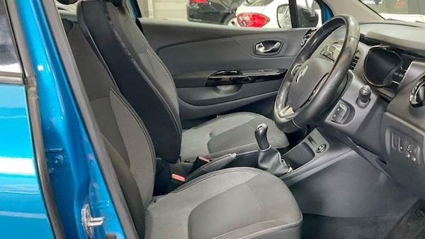 Used Renault Captur 2016 for sale - 75782329: Photo 3