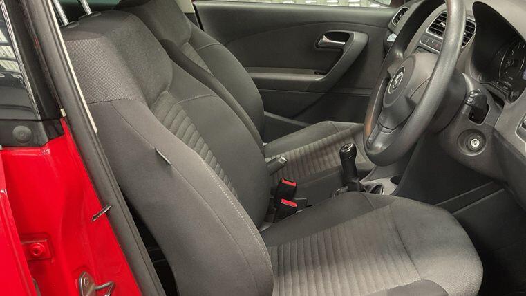 Used Volkswagen Polo 2011 for sale - 76537751: Photo 9