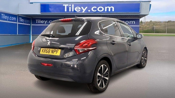 Used Peugeot 208 2018 for sale - 76109780: Photo 8