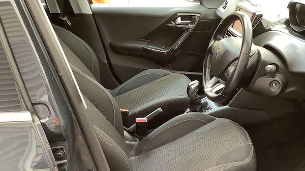 Used Peugeot 208 2018 for sale - 76109780: Photo 9