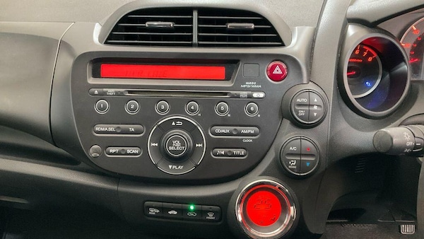 Used Honda Jazz 2012 for sale - 76295872: Photo 10