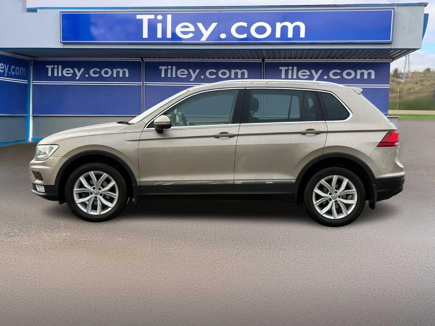 Used Volkswagen Tiguan 2016 for sale - 77479477: Photo 5