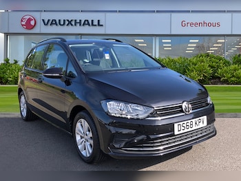 Used Volkswagen Golf SV 2018 for sale - 79154088: Photo