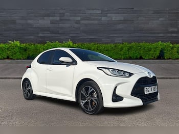 Used Toyota Yaris 2024 for sale - 79623188: Photo