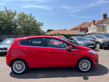 Used Ford Fiesta 2014 for sale - 79105032: Photo