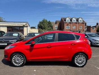 Used Ford Fiesta 2014 for sale - 79105032: Photo