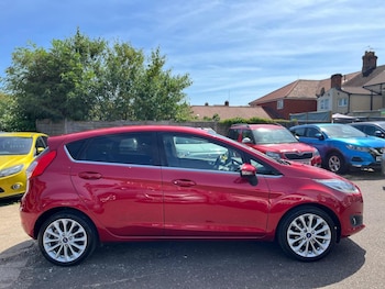 Used Ford Fiesta 2016 for sale - 78956609: Photo