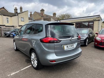 Used Vauxhall Zafira Tourer 2015 for sale - 79588775: Photo