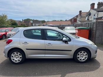 Used Peugeot 207 2012 for sale - 79395130: Photo