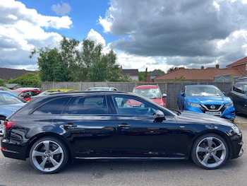 Used Audi A4 Avant 2018 for sale - 78621177: Photo