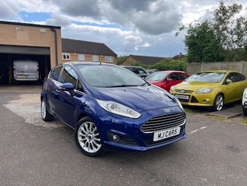 Used Ford Fiesta 2015 for sale - 78621137: Photo