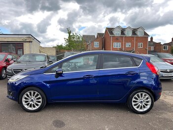 Used Ford Fiesta 2015 for sale - 78621137: Photo