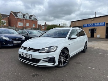 Used Volkswagen Golf 2017 for sale - 78620896: Photo