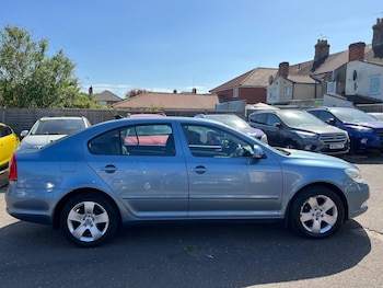 Used Skoda Octavia 2009 for sale - 78621185: Photo