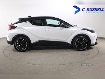 Used Toyota C-HR 2023 for sale - 78649400: Photo