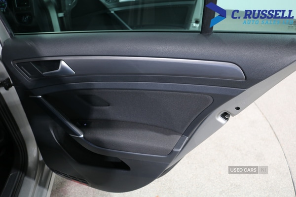 Used Volkswagen Golf 2019 for sale - 77372082: Photo 9