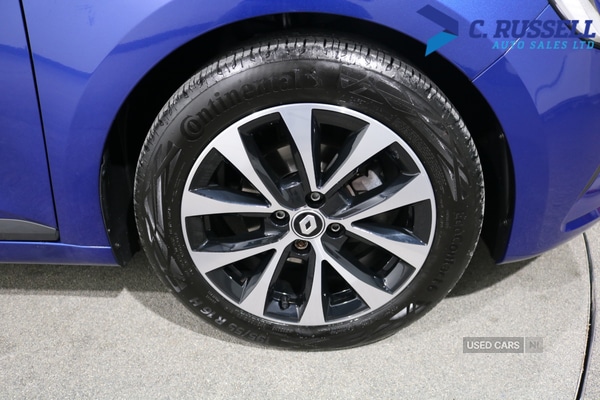 Used Renault Clio 2023 for sale - 76608763: Photo 9