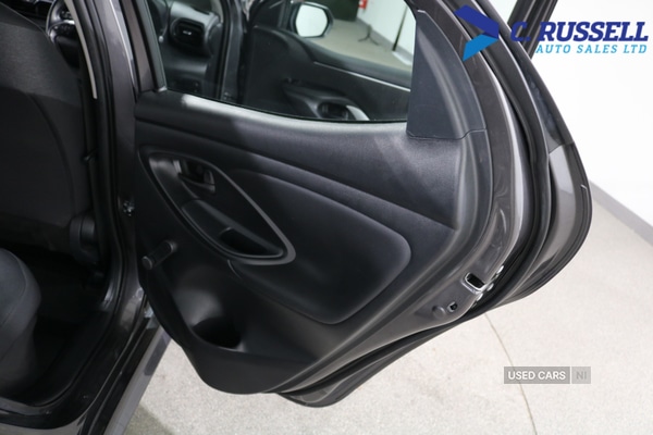 Used Toyota Yaris 2022 for sale - 76659738: Photo 14