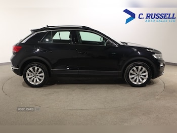 Used Volkswagen T-Roc 2021 for sale - 77909967: Photo