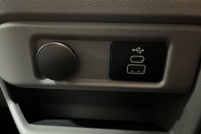 Vehicle 33